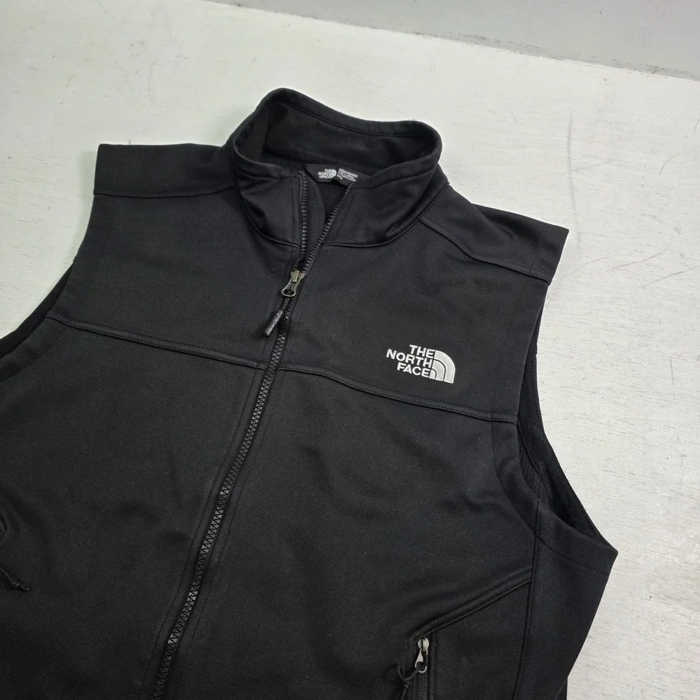 The North Face Windwall Ridge Line Soft Shell Bee Embroidered Vest‎ Men's M EUC